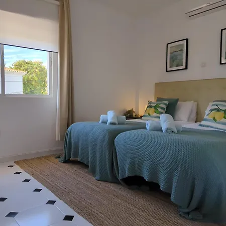 The Lemon Tree By The Sea Holiday home *