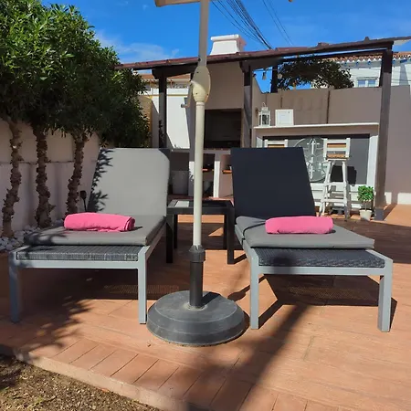 Holiday home The Lemon Tree By The Sea
